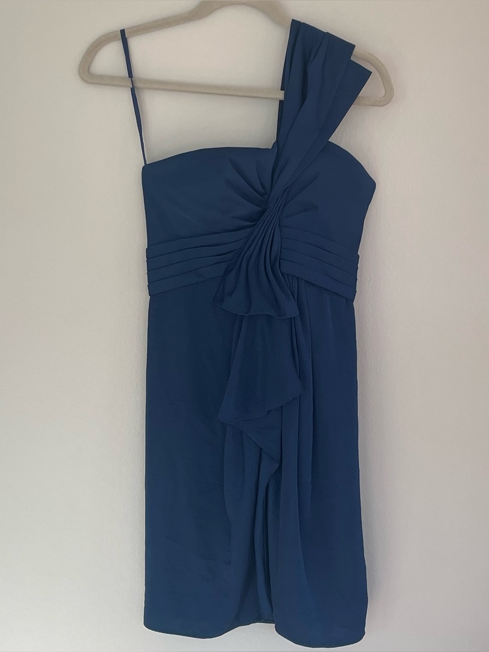 BCBG Maxazria One-Shoulder Navy Blue Cocktail Dress (4P)